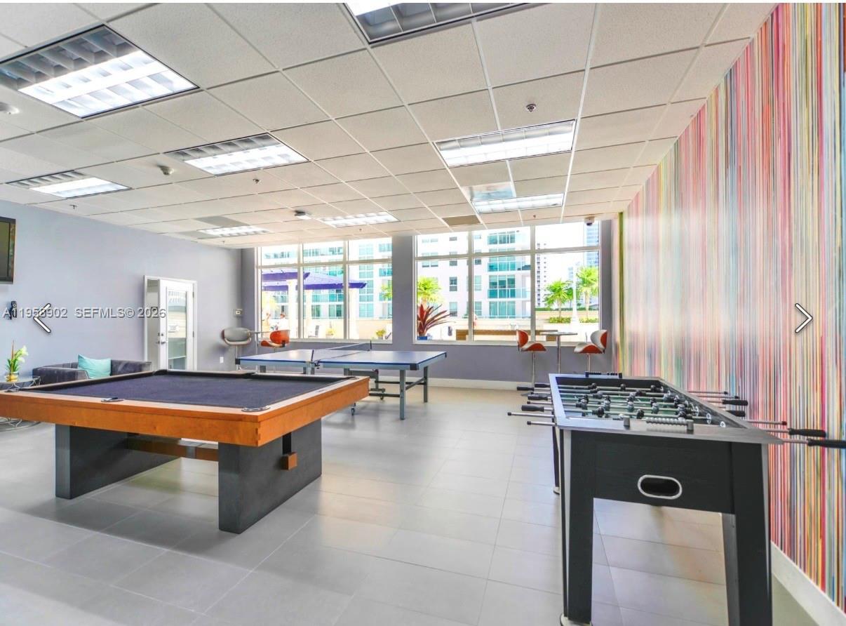 1200 Brickell Bay Dr #1509, Miami FL 33131