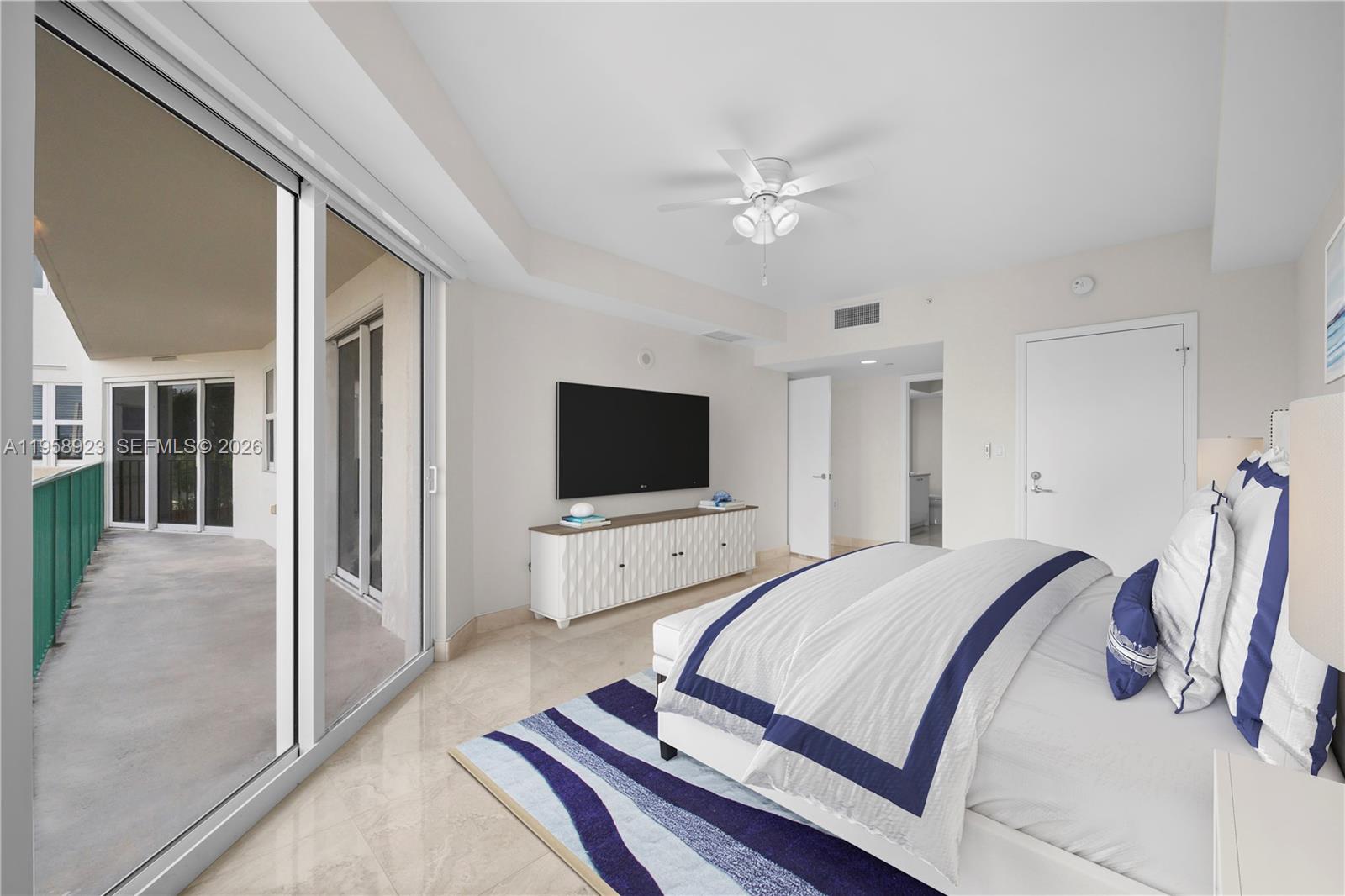19900 E Country Club Dr #706, Aventura FL 33180