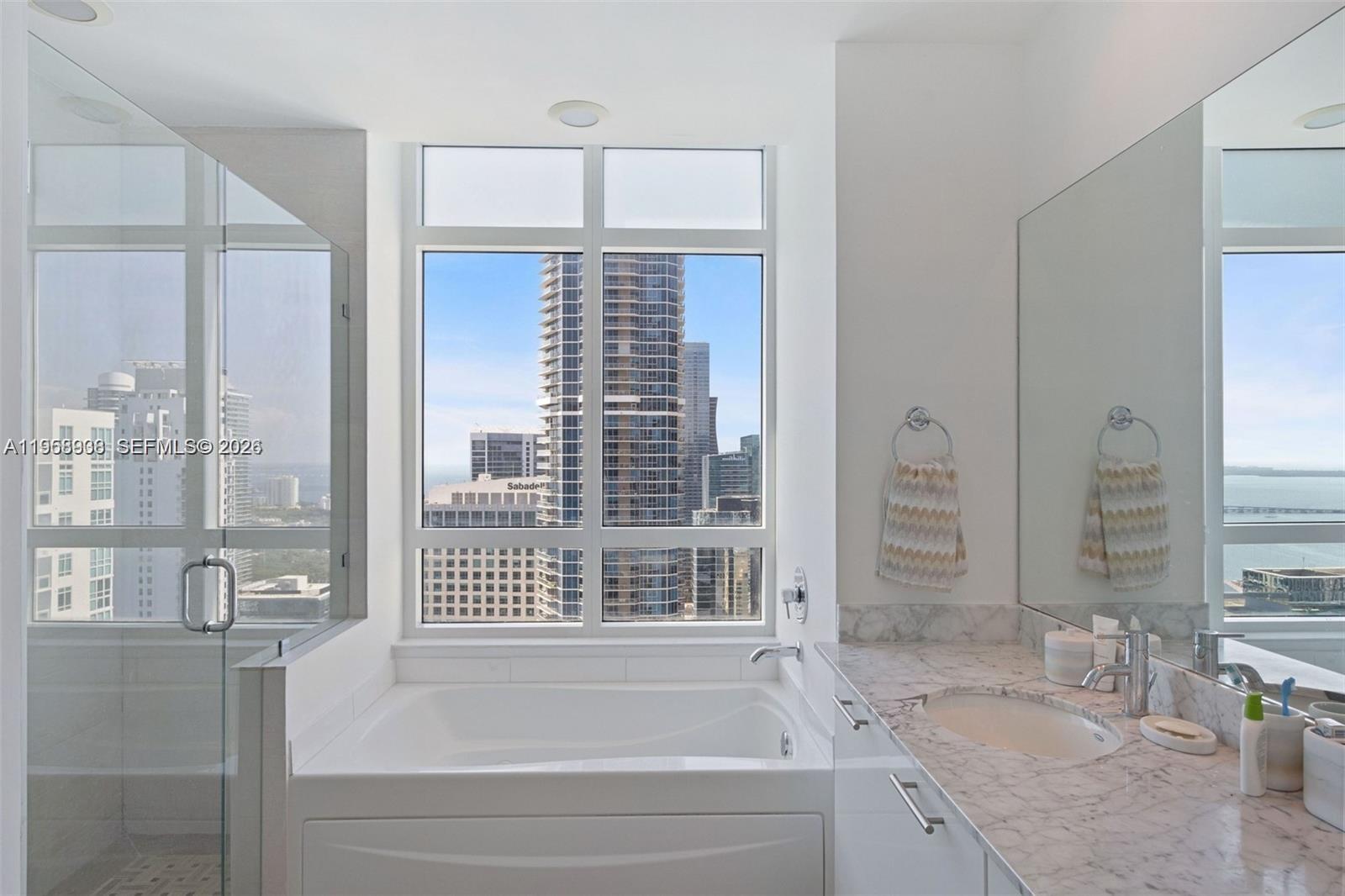 950 Brickell Bay Dr #4411, Miami FL 33131
