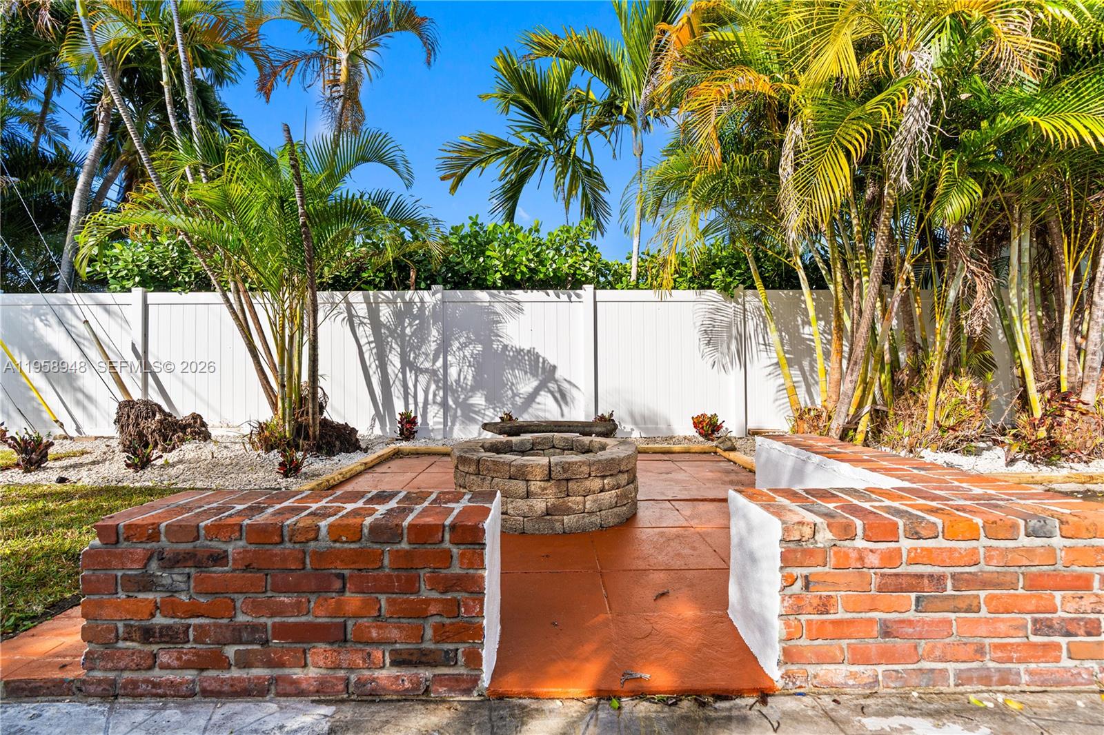 3633 NE 24th Ave, Fort Lauderdale FL 33308