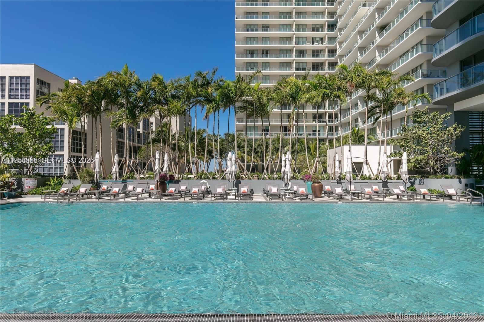 121 NE 34th St #2816, Miami FL 33137