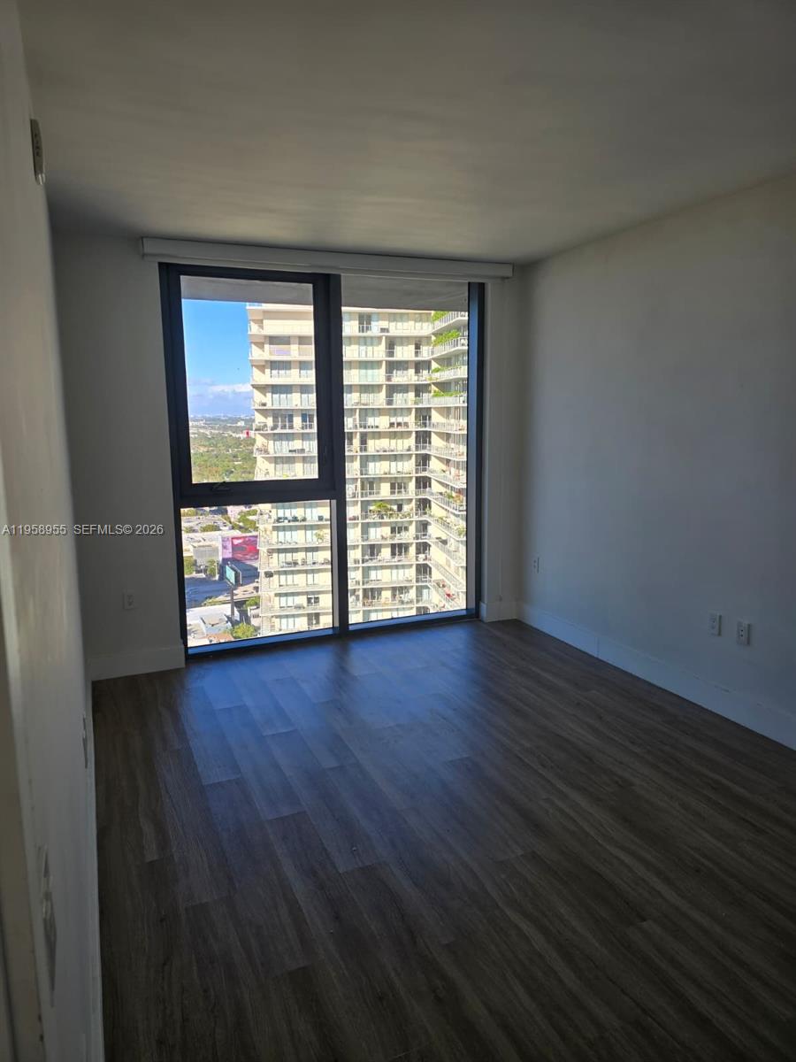 121 NE 34th St #2816, Miami FL 33137