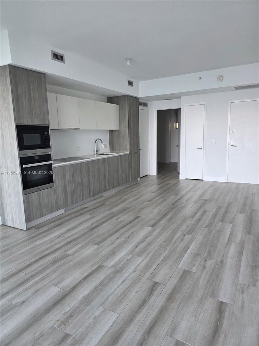 2900 NE 7th Ave #906, Miami FL 33137