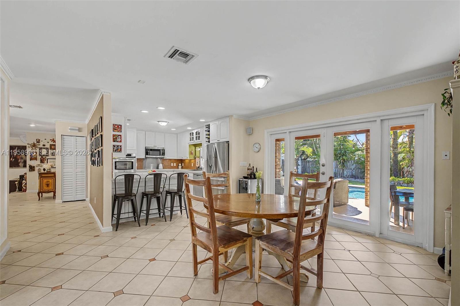 7950 SW 161st St, Palmetto Bay FL 33157