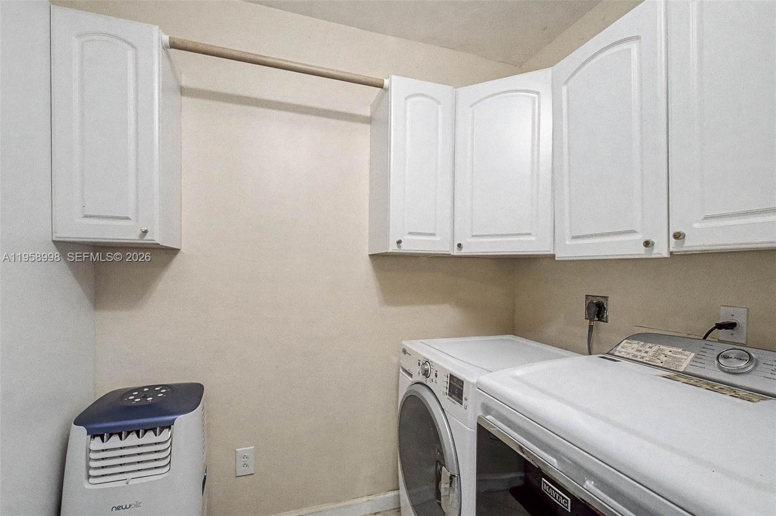 7950 SW 161st St, Palmetto Bay FL 33157