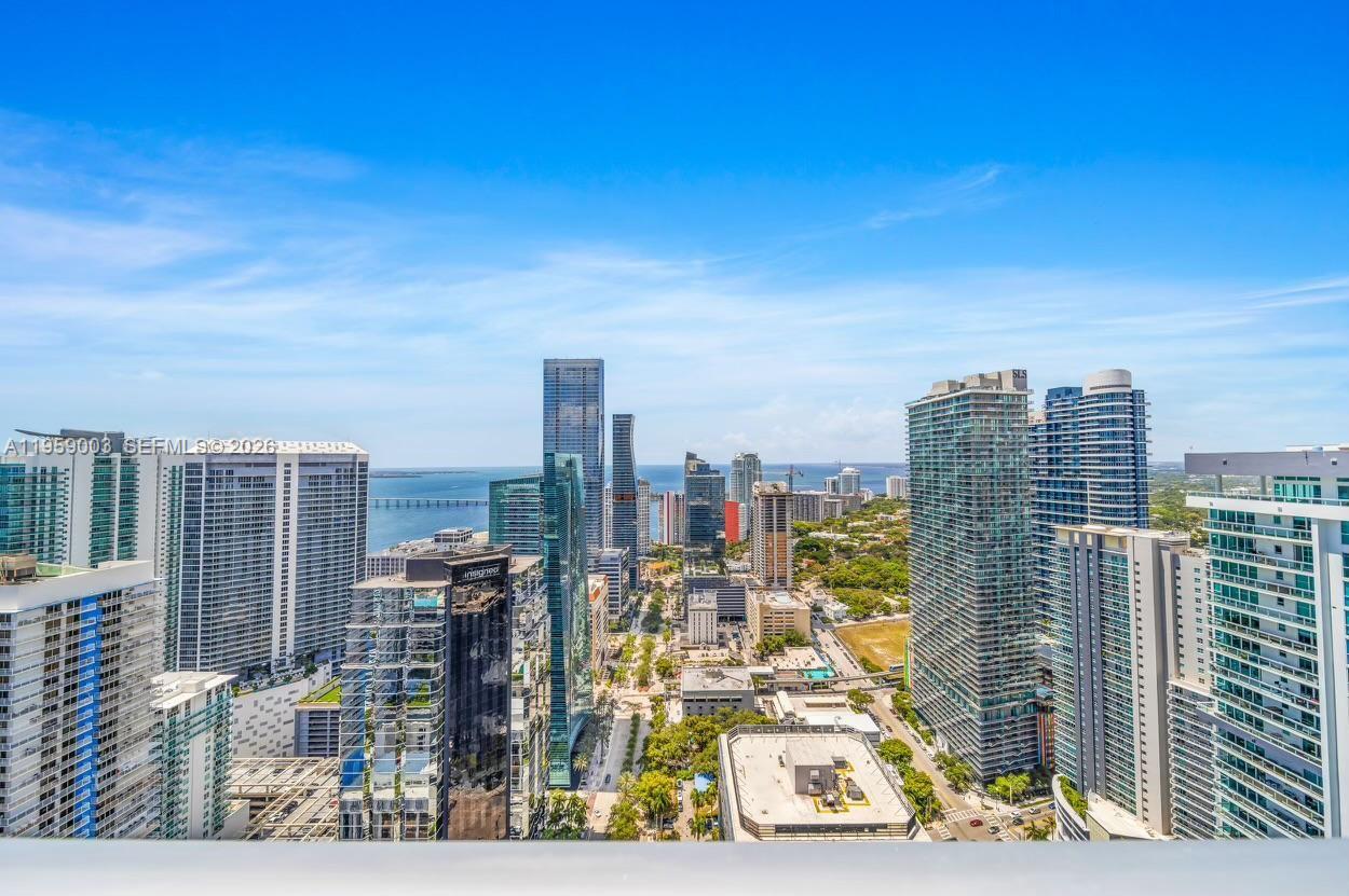 1060 Brickell Ave #4505, Miami FL 33131