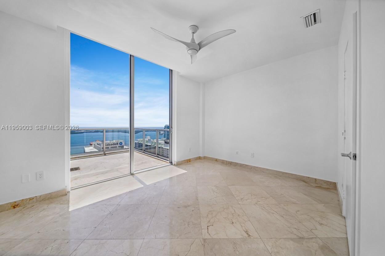 1060 Brickell Ave #4505, Miami FL 33131