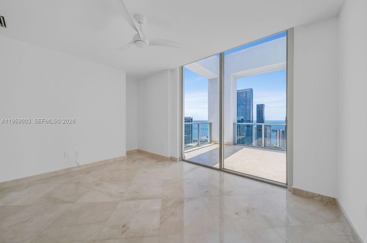 1060 Brickell Ave #4505, Miami FL 33131