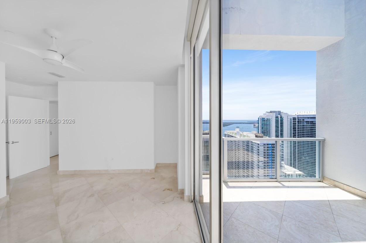 1060 Brickell Ave #4505, Miami FL 33131