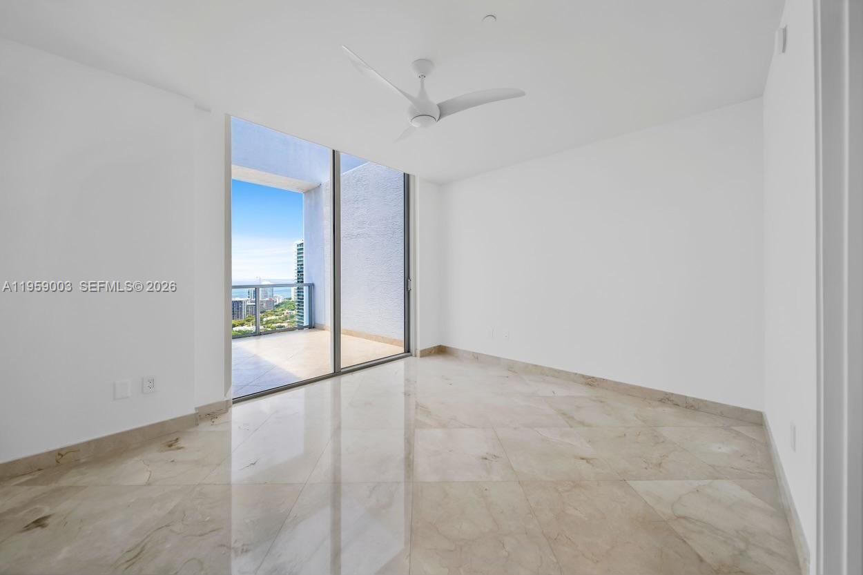 1060 Brickell Ave #4505, Miami FL 33131