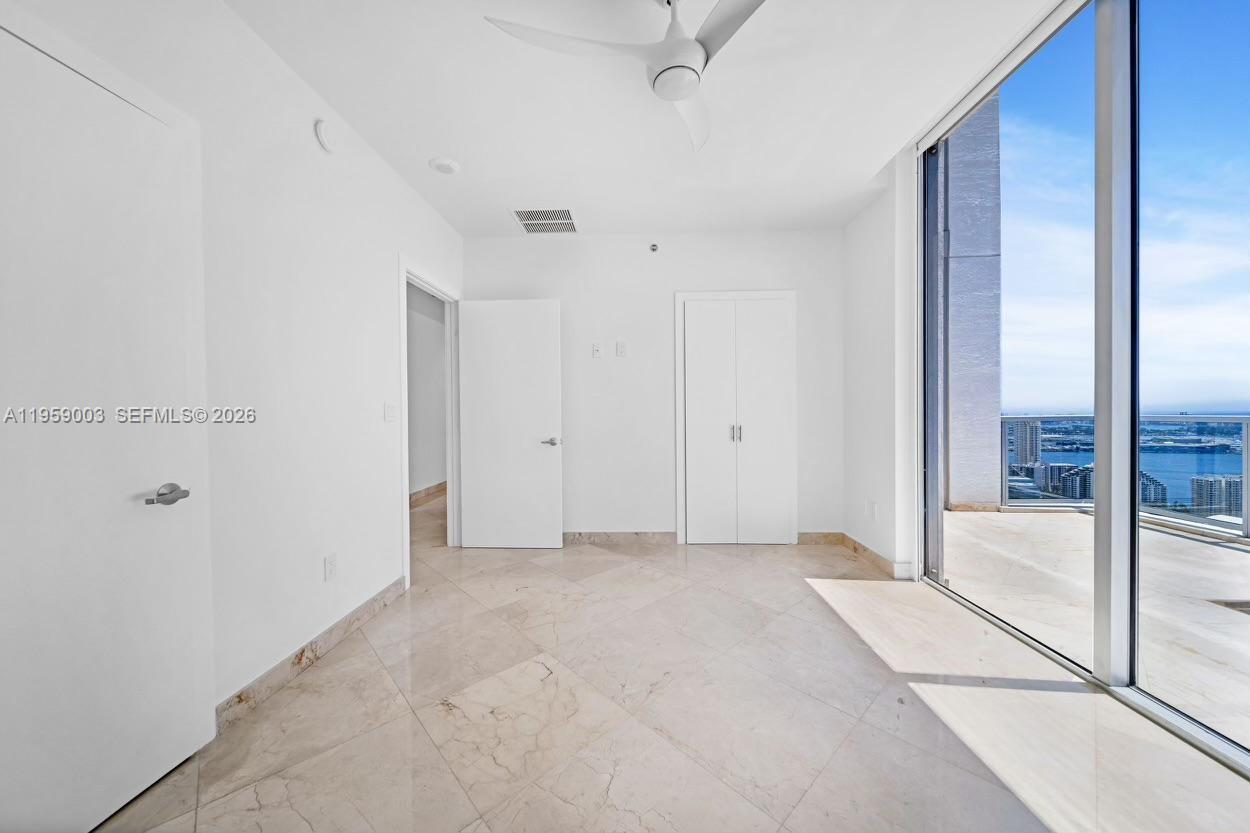 1060 Brickell Ave #4505, Miami FL 33131