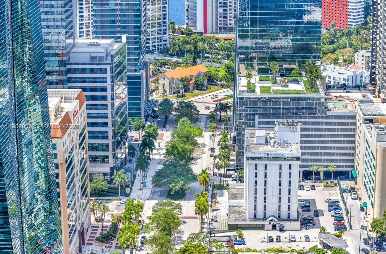 1060 Brickell Ave #4505, Miami FL 33131