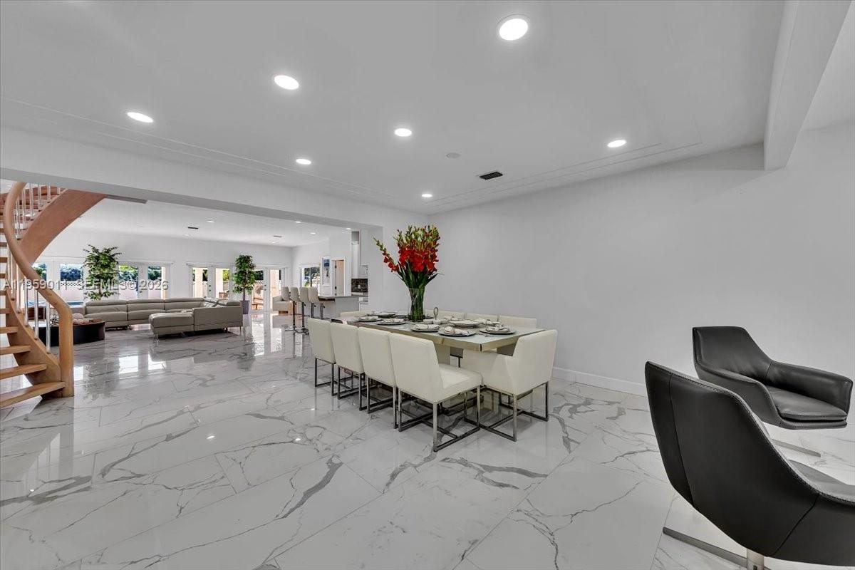 1700 Cleveland Rd, Miami Beach FL 33141