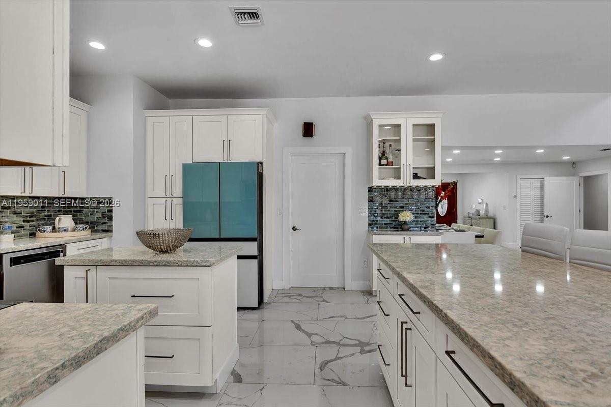 1700 Cleveland Rd, Miami Beach FL 33141