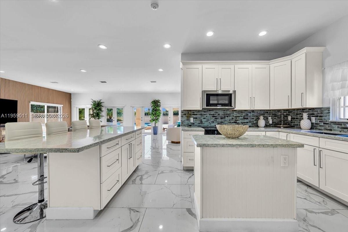 1700 Cleveland Rd, Miami Beach FL 33141