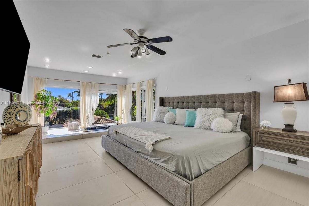 1700 Cleveland Rd, Miami Beach FL 33141