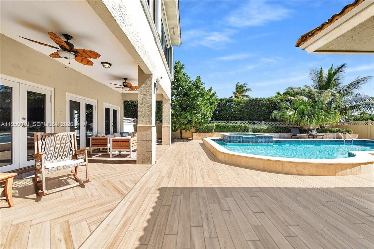 1700 Cleveland Rd, Miami Beach FL 33141