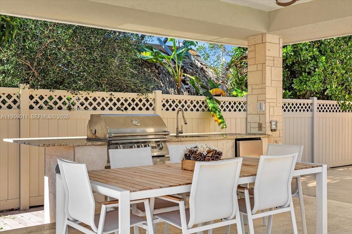 1700 Cleveland Rd, Miami Beach FL 33141