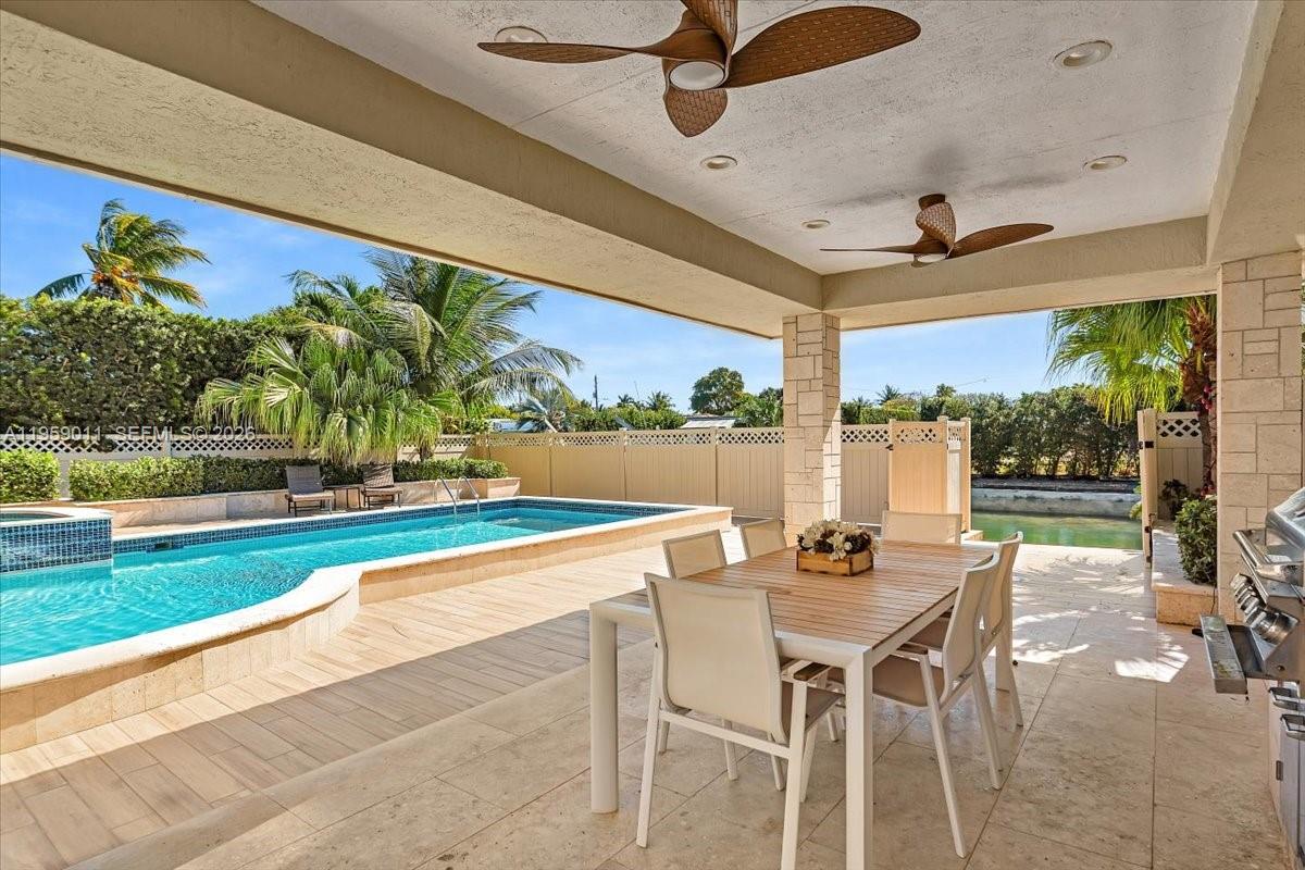 1700 Cleveland Rd, Miami Beach FL 33141