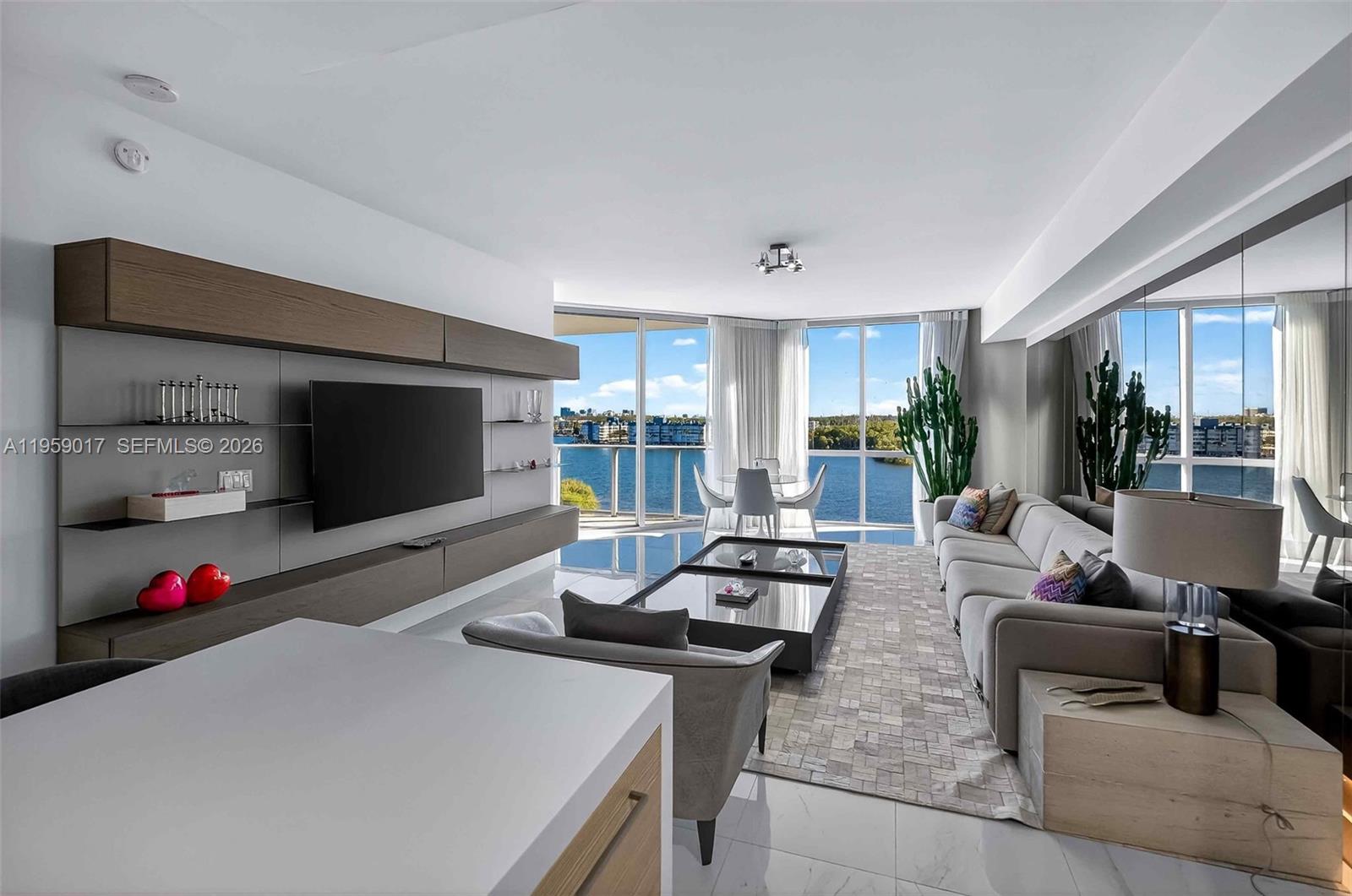 17111 Biscayne Blvd #706, North Miami Beach FL 33160