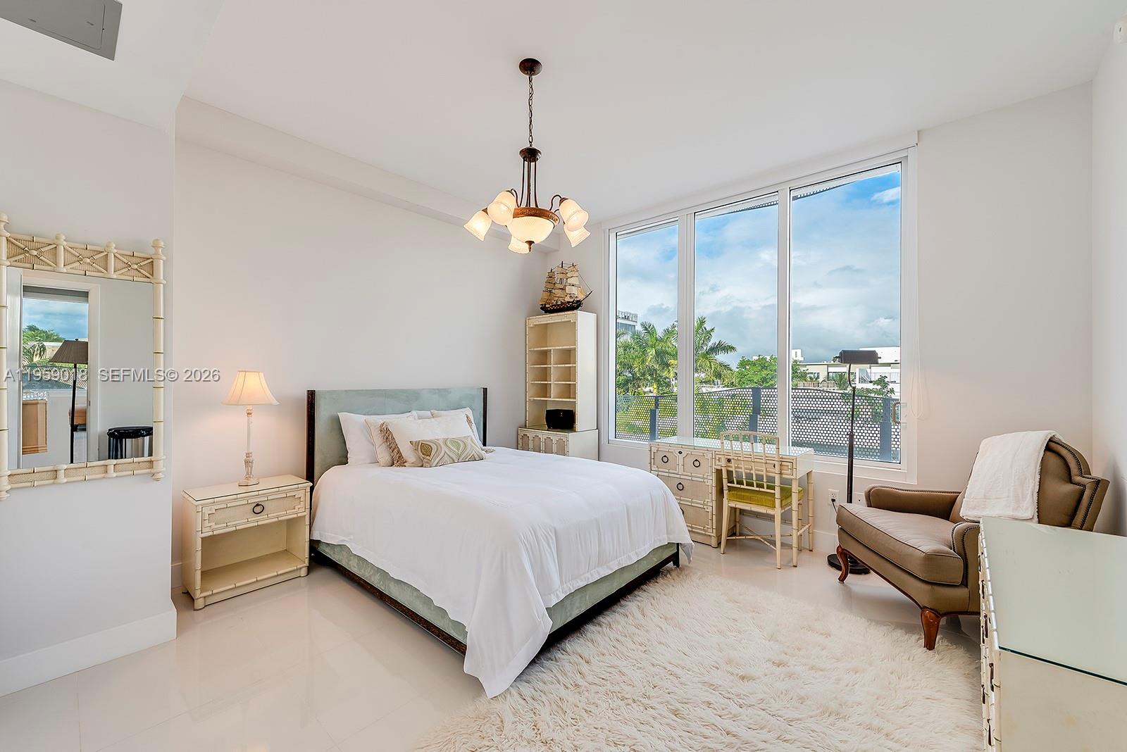 2100 Park Ave #301, Miami Beach FL 33139