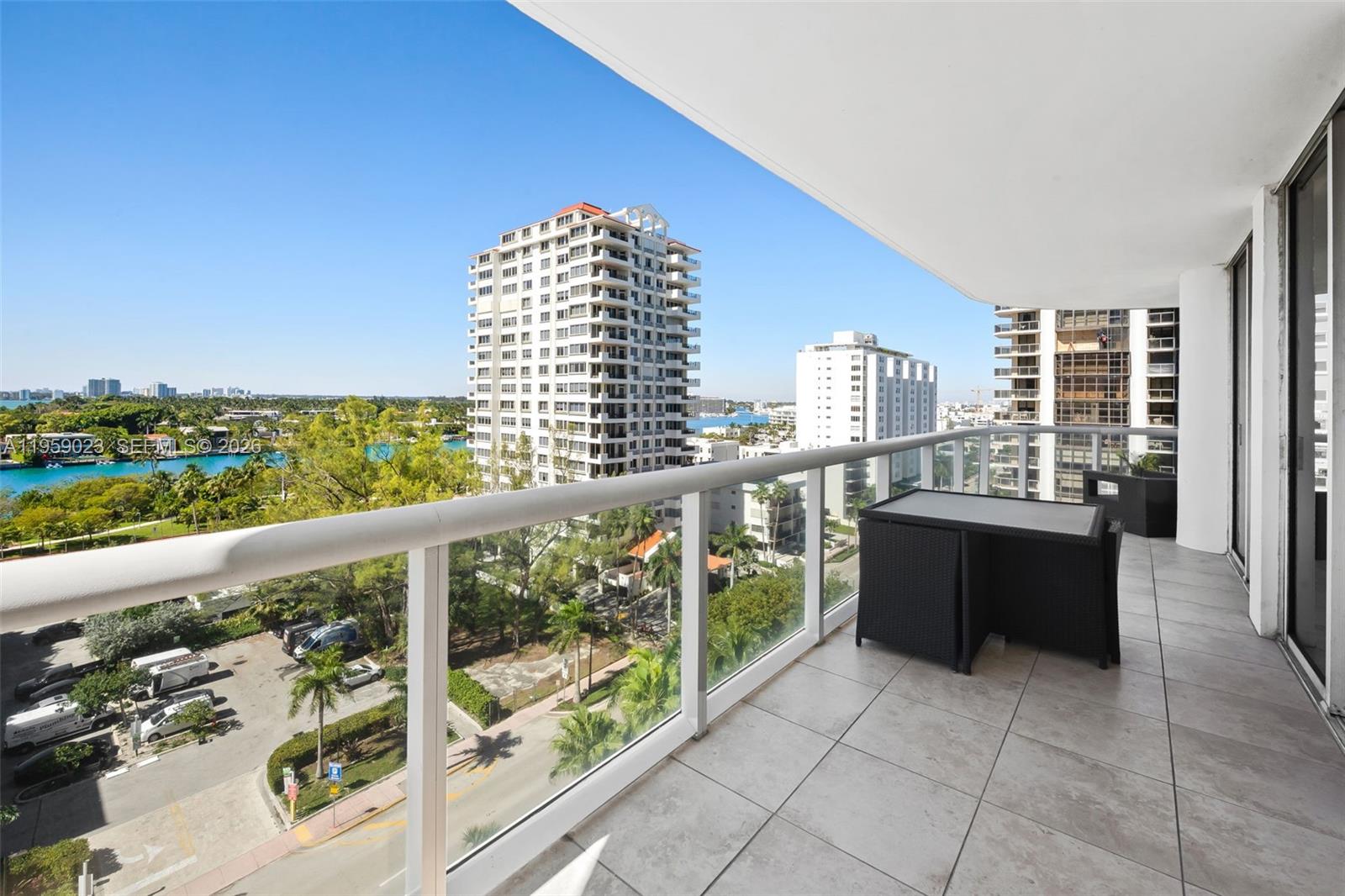6365 Collins Ave #1008, Miami Beach FL 33141