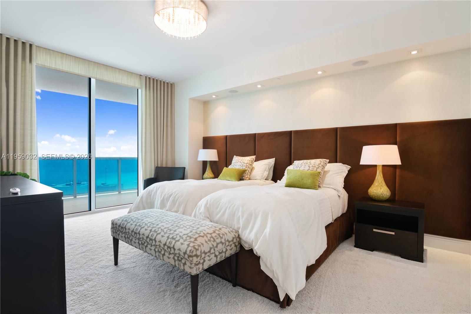 2711 S Ocean Dr #2205, Hollywood FL 33019