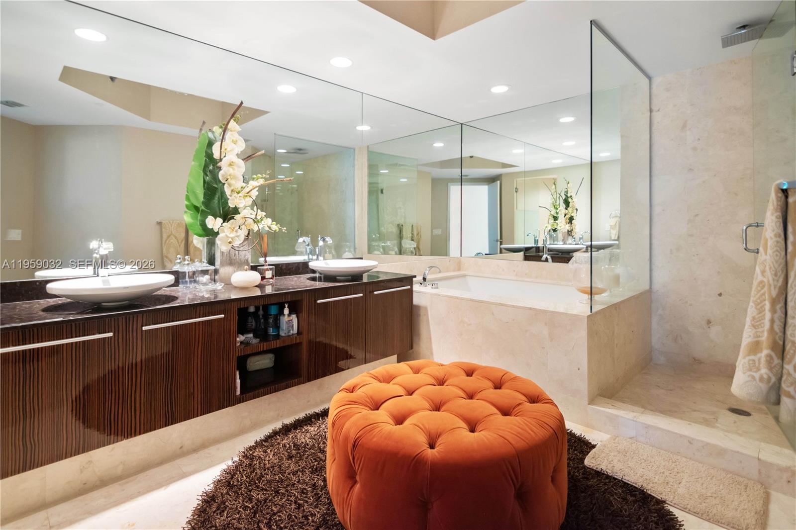 2711 S Ocean Dr #2205, Hollywood FL 33019