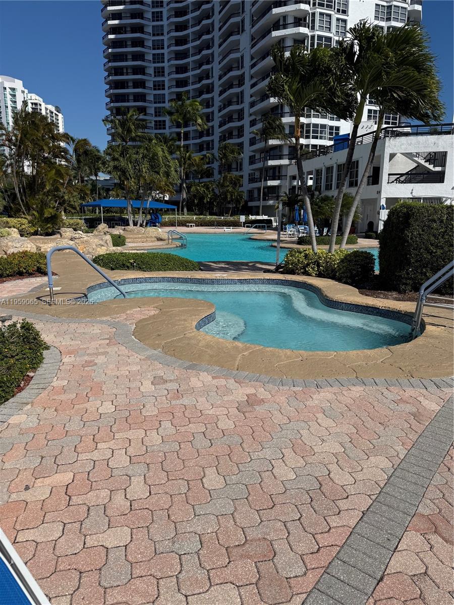 19101 NE 36th Ct #2406, Aventura FL 33180