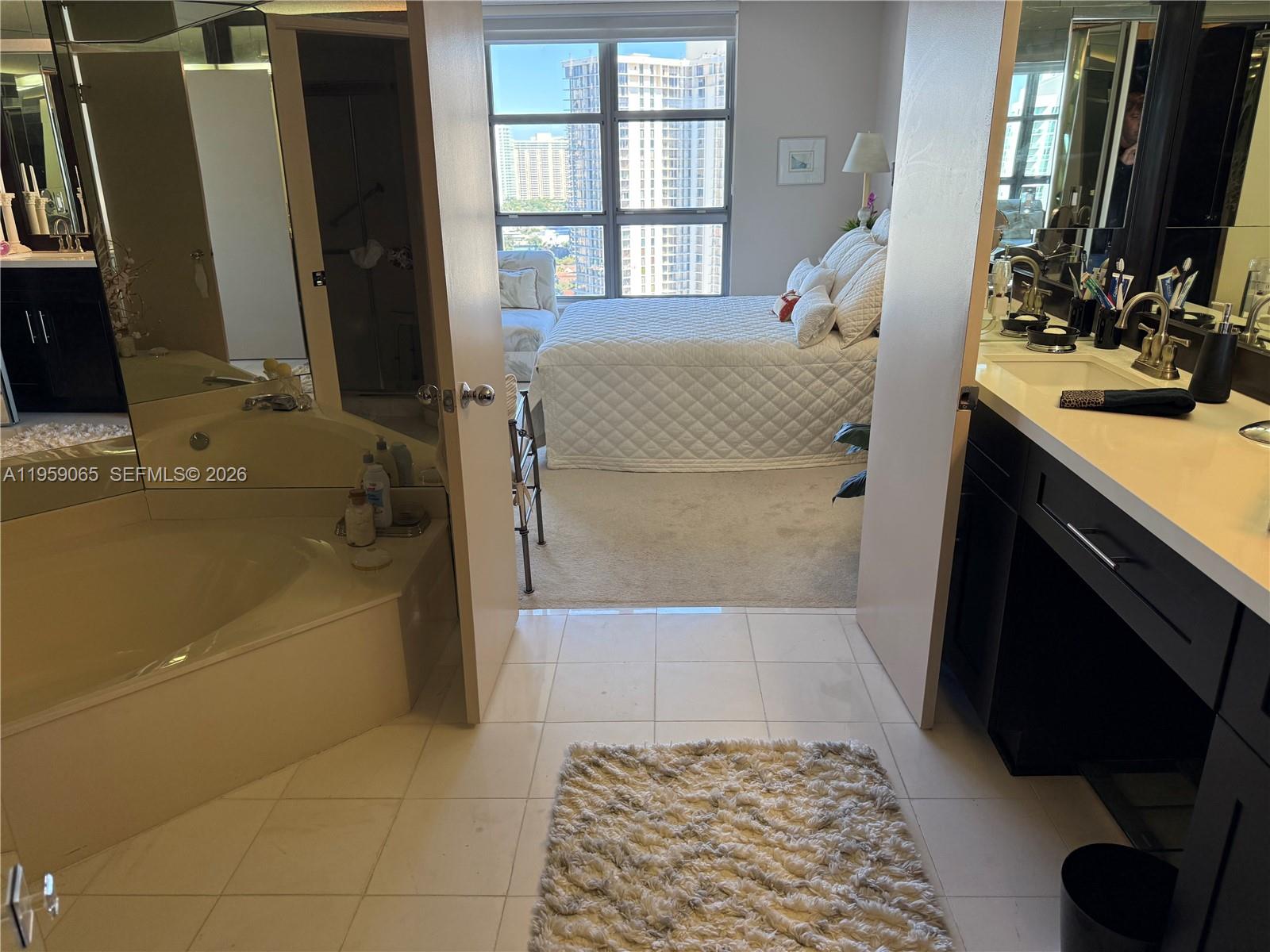 19101 NE 36th Ct #2406, Aventura FL 33180