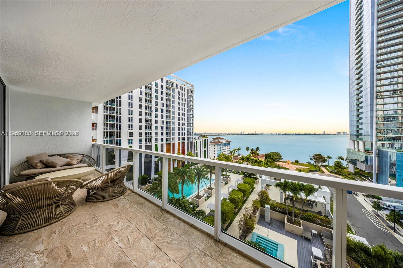 600 NE 27th St #1004, Miami FL 33137