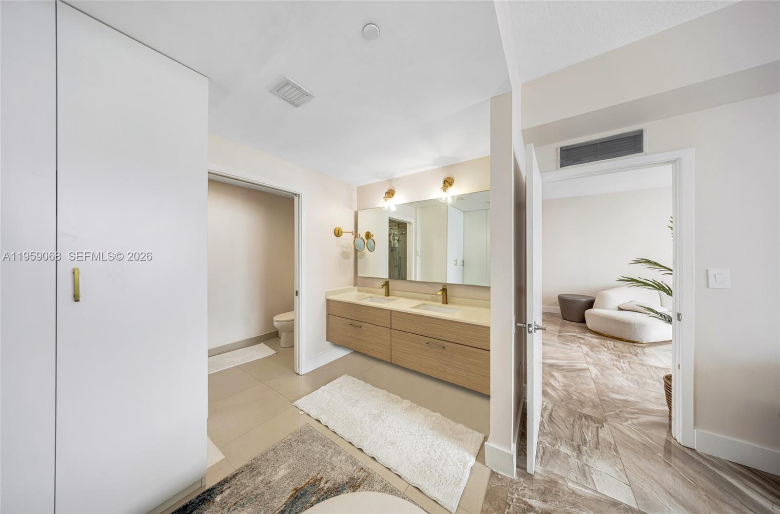 600 NE 27th St #1004, Miami FL 33137