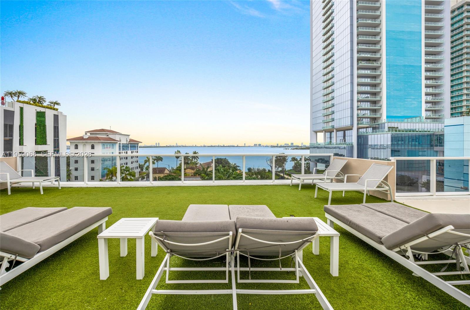600 NE 27th St #1004, Miami FL 33137
