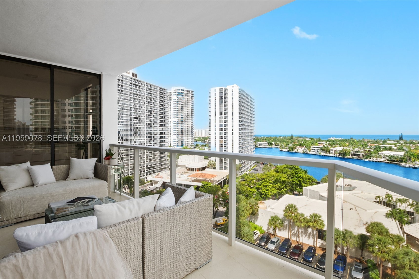 20281 E Country Club Dr #808, Aventura FL 33180