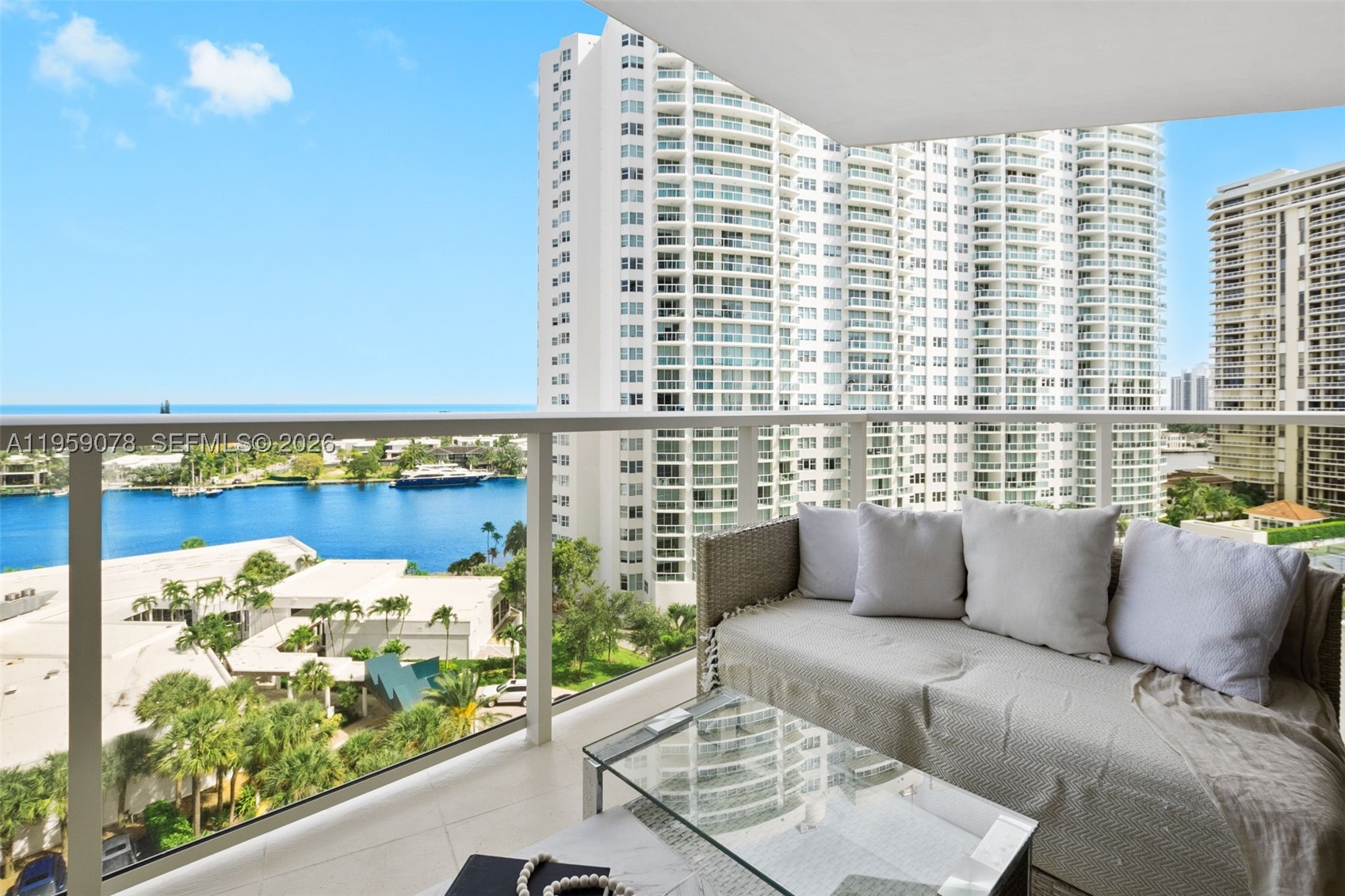 20281 E Country Club Dr #808, Aventura FL 33180