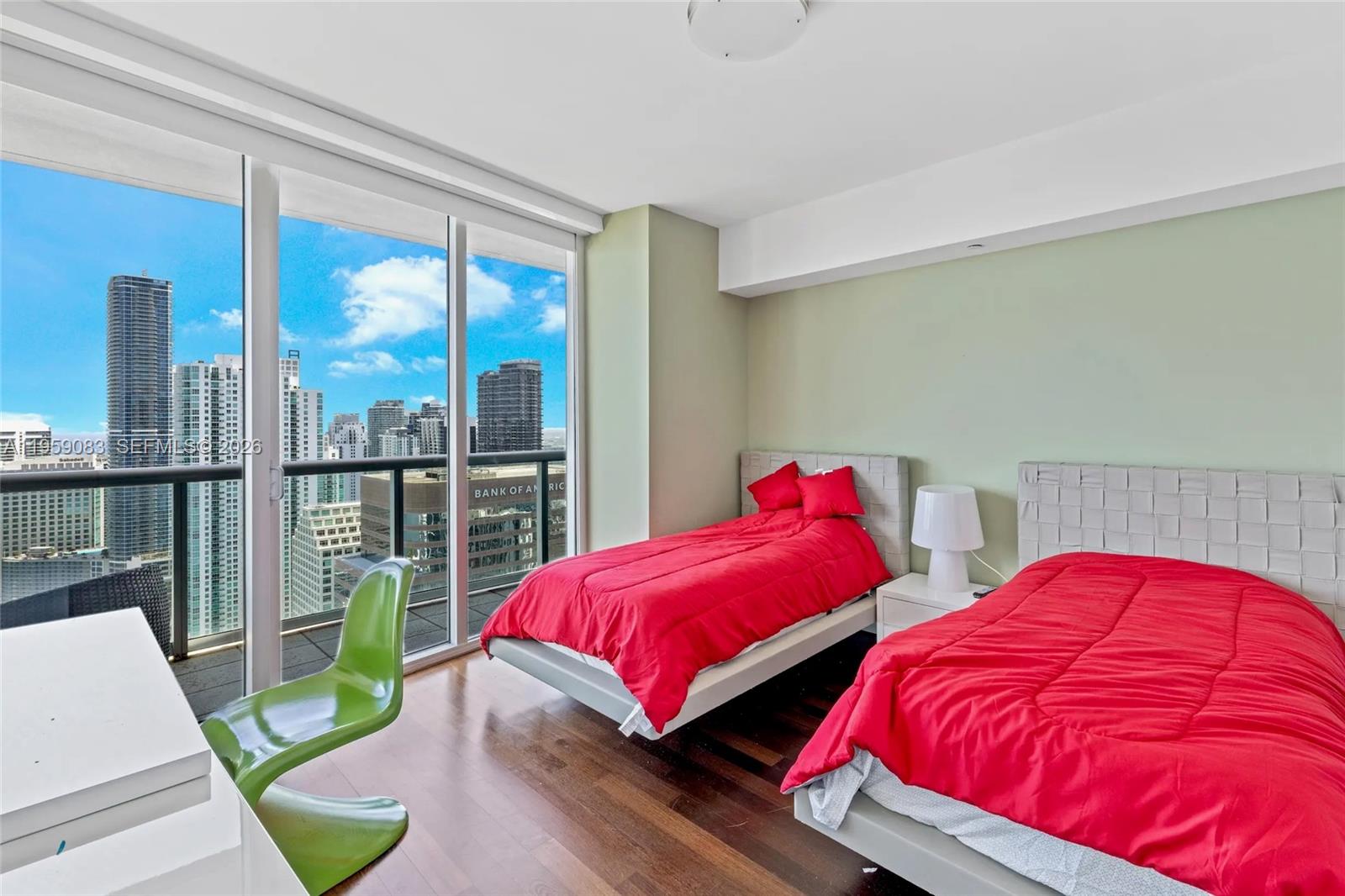 495 Brickell Ave #4805, Miami FL 33131