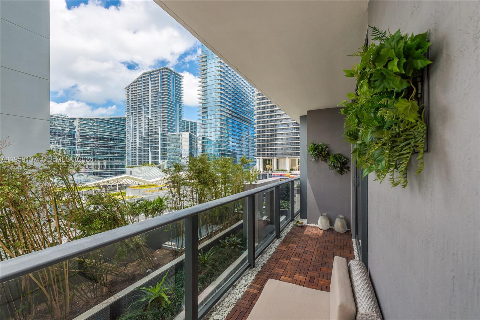 55 SW 9th St #1010, Miami FL 33130