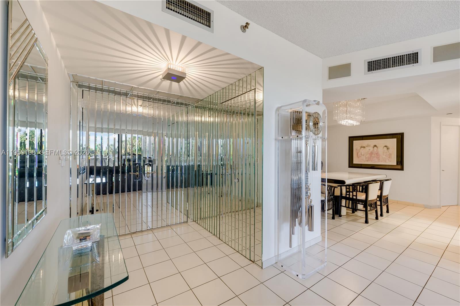 20281 E Country Club Dr #M6, Aventura FL 33180