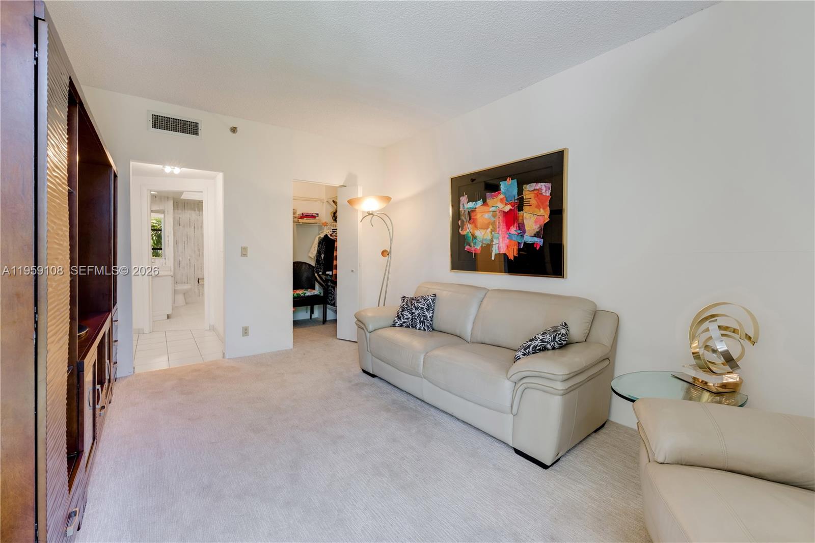 20281 E Country Club Dr #M6, Aventura FL 33180