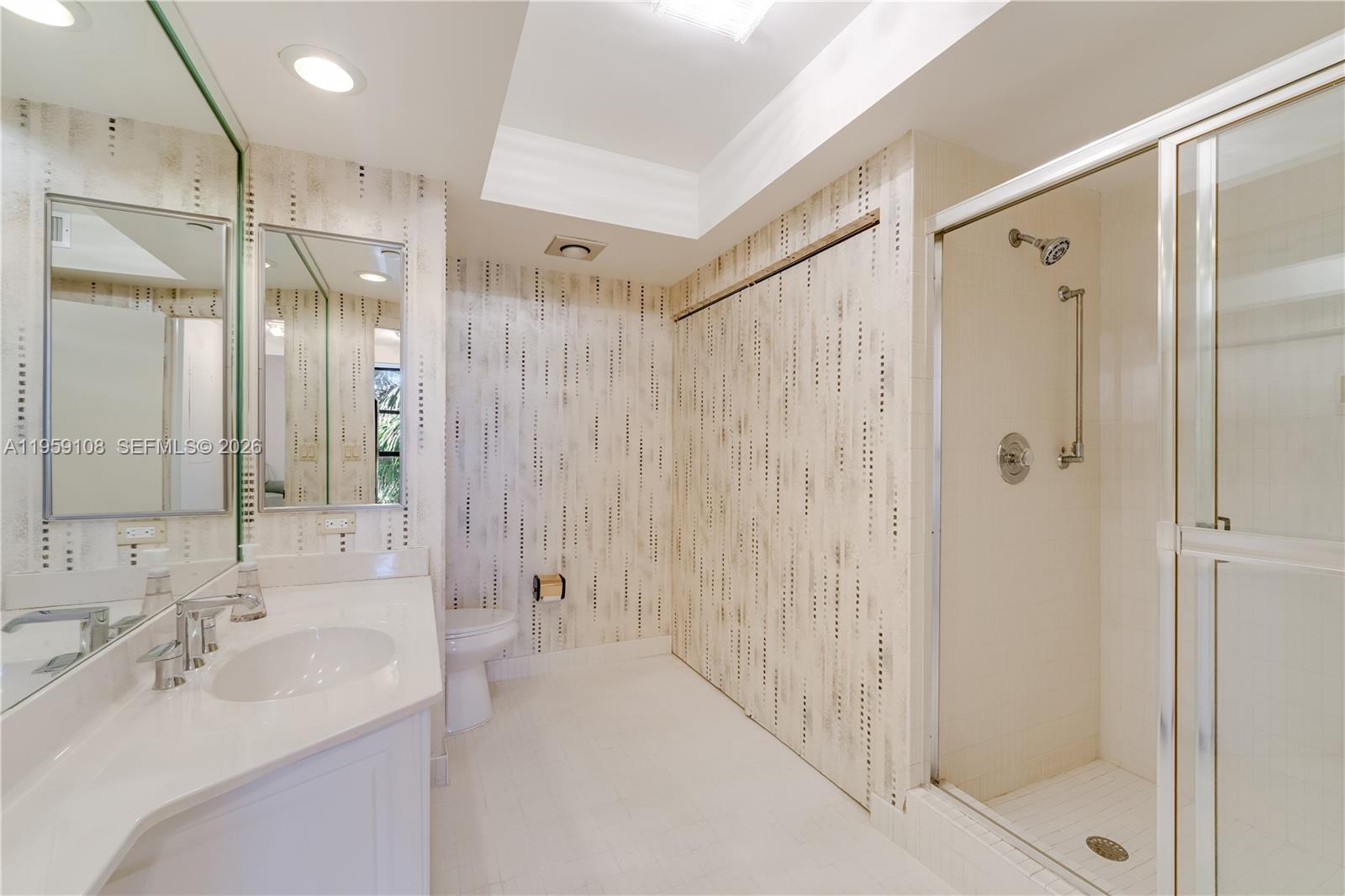 20281 E Country Club Dr #M6, Aventura FL 33180