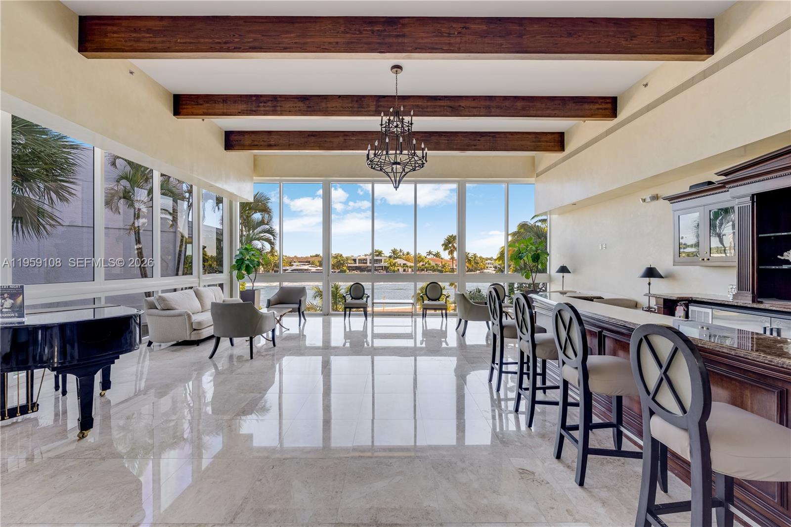 20281 E Country Club Dr #M6, Aventura FL 33180
