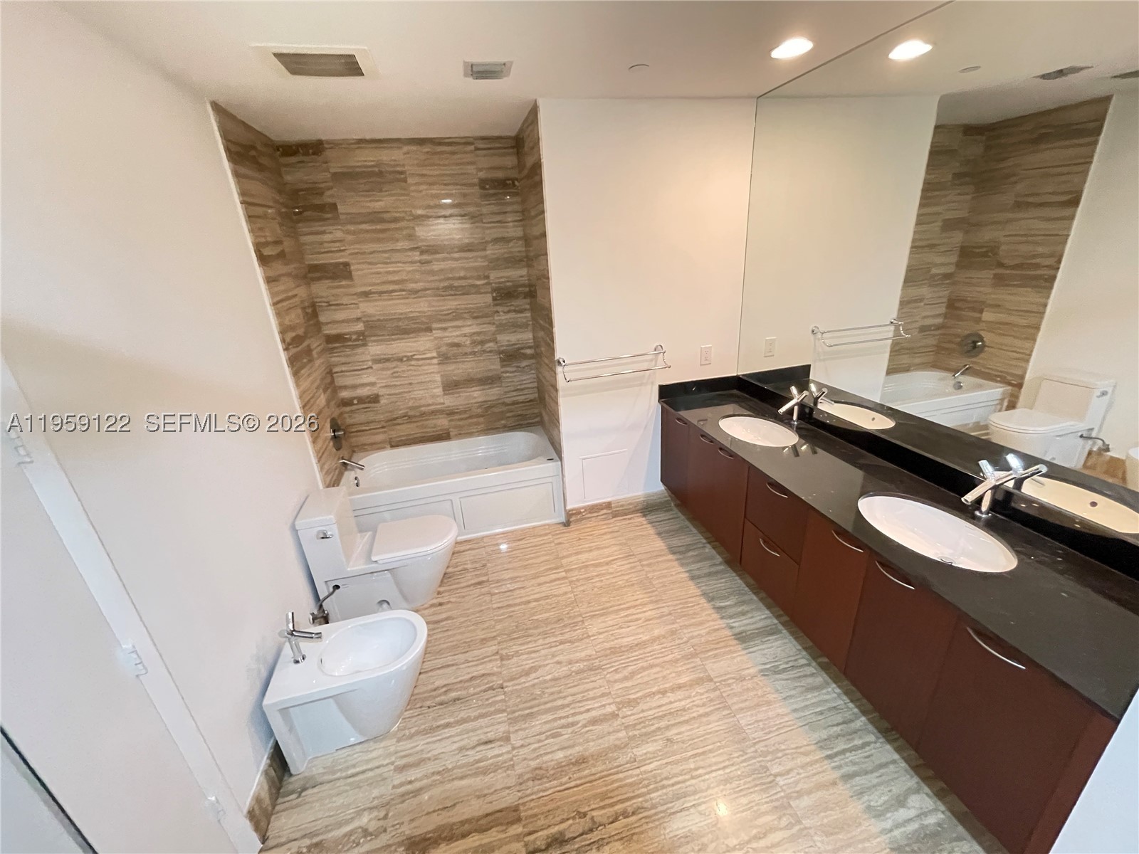 15901 Collins Ave #3005, Sunny Isles Beach FL 33160