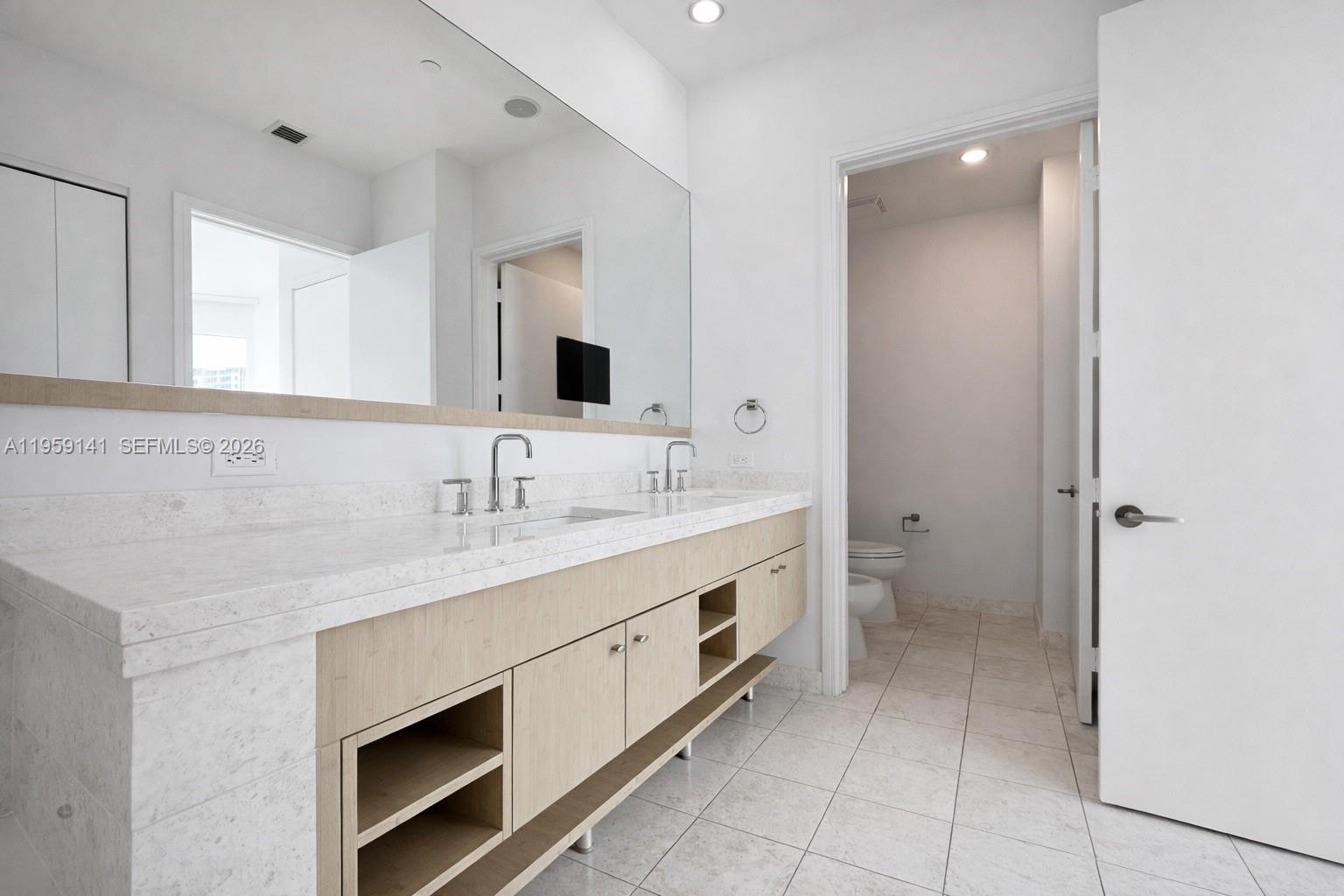 900 Brickell Key Blvd #2405, Miami FL 33131