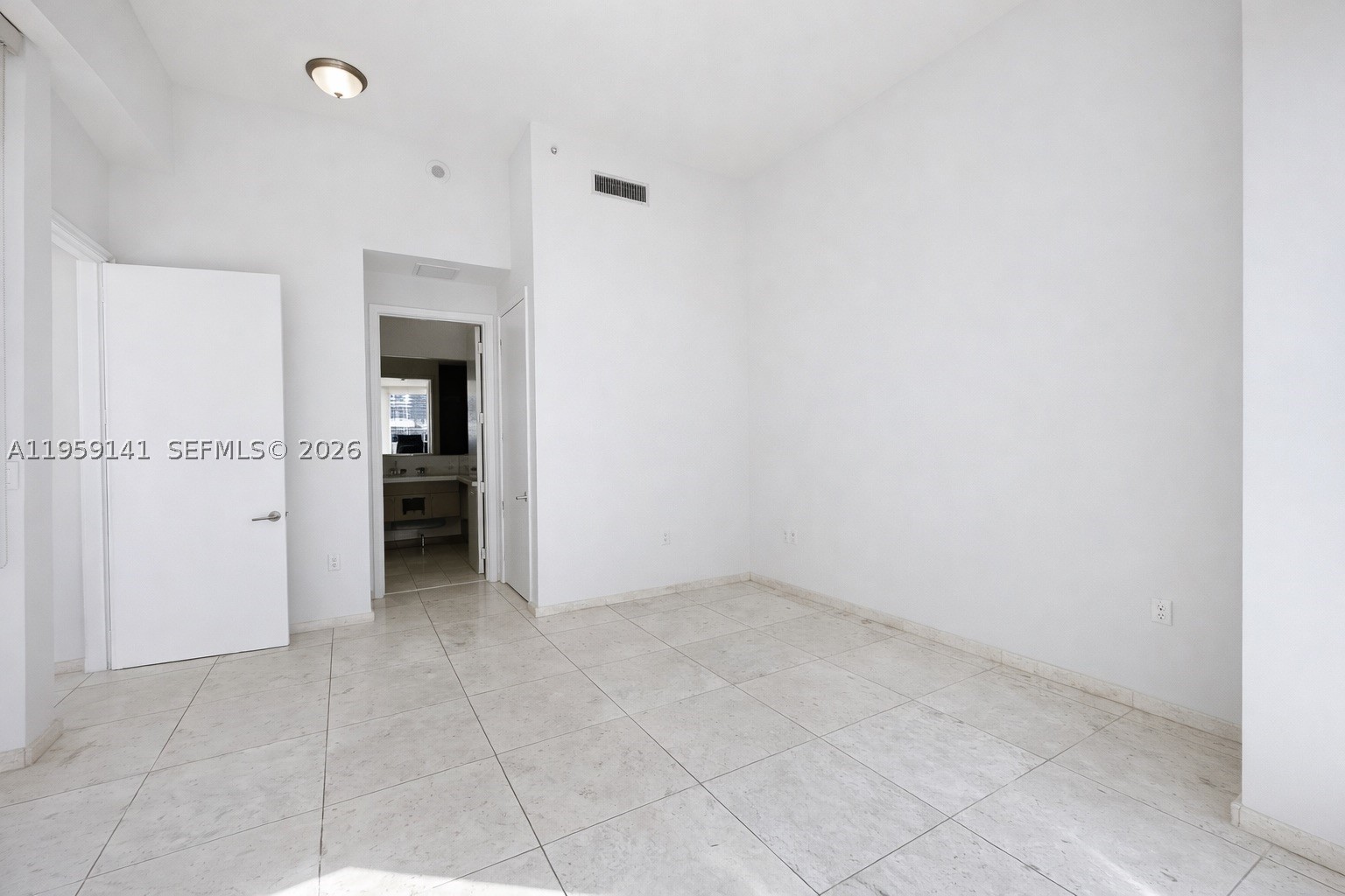 900 Brickell Key Blvd #2405, Miami FL 33131