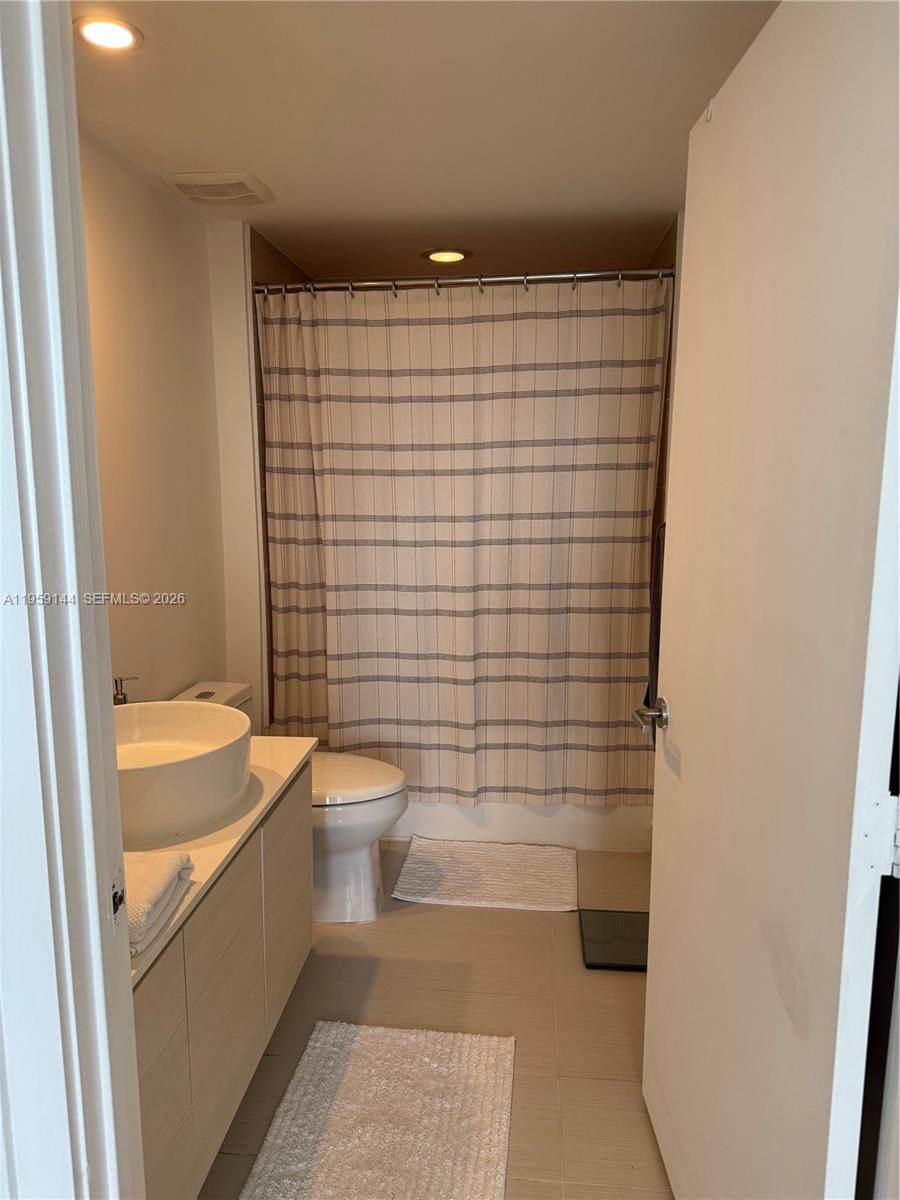 4250 Biscayne Blvd #1618, Miami FL 33137