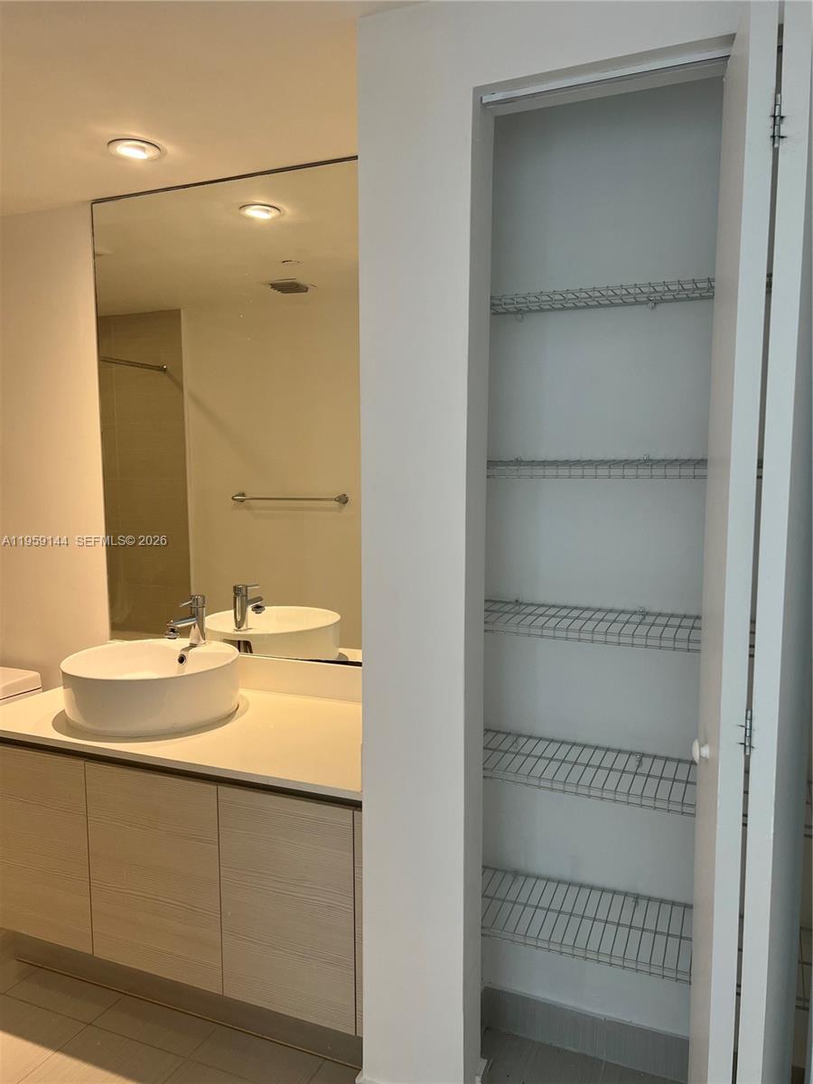 4250 Biscayne Blvd #1618, Miami FL 33137
