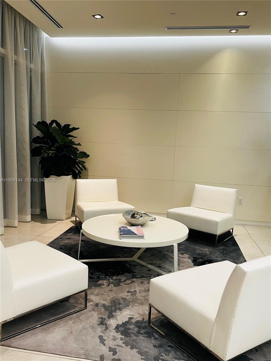 4250 Biscayne Blvd #1618, Miami FL 33137