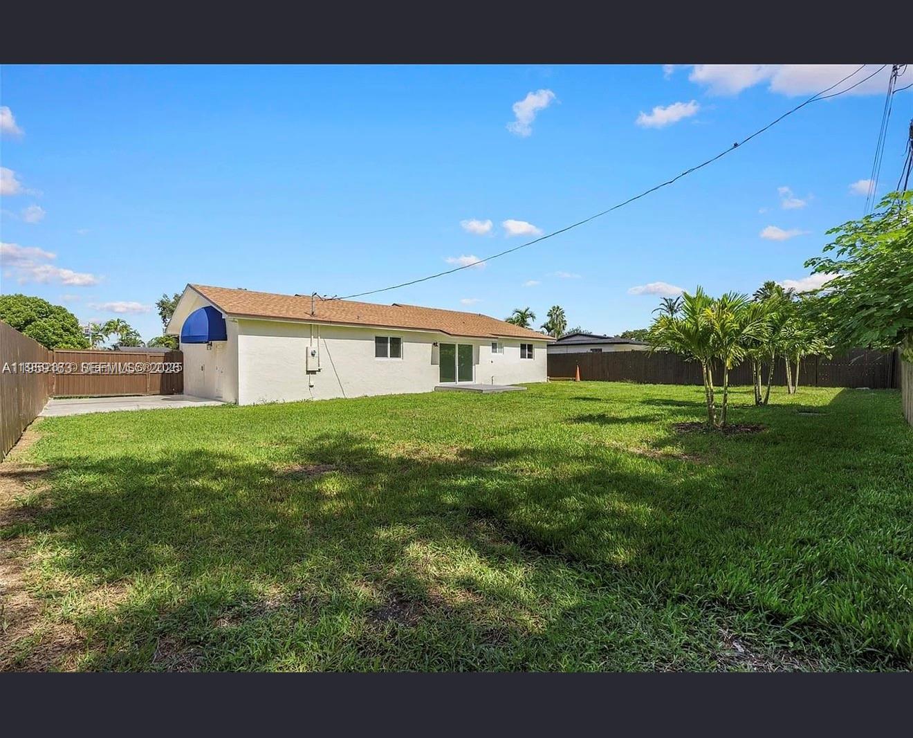 19221 SW 92nd Rd, Cutler Bay FL 33157