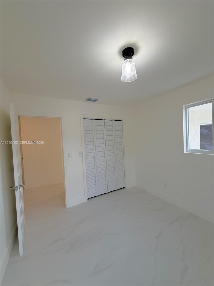 19221 SW 92nd Rd, Cutler Bay FL 33157