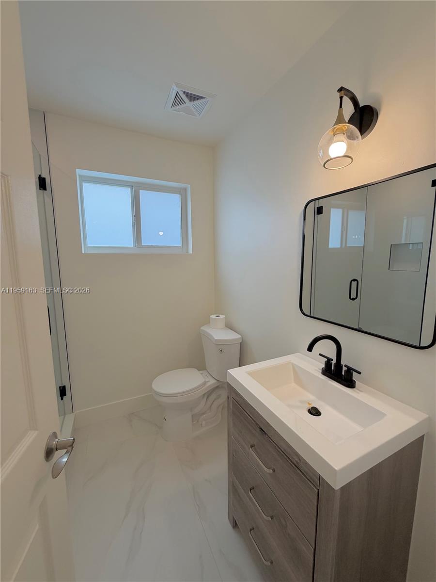 19221 SW 92nd Rd, Cutler Bay FL 33157